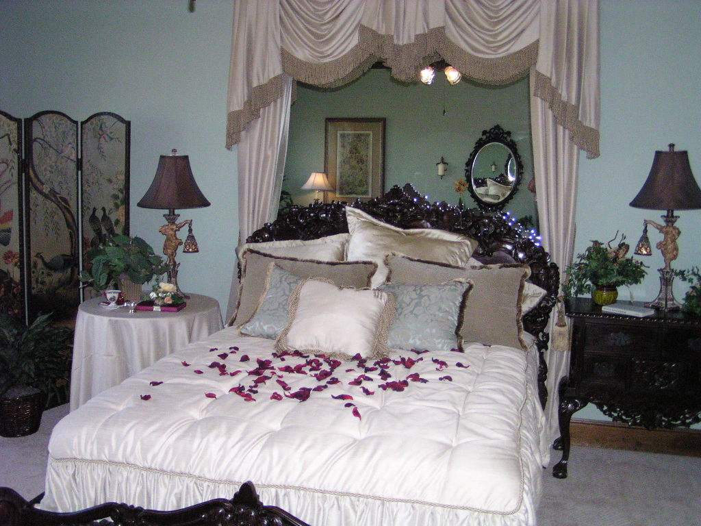 Pictures of the Grand Tahoe II Master Suite